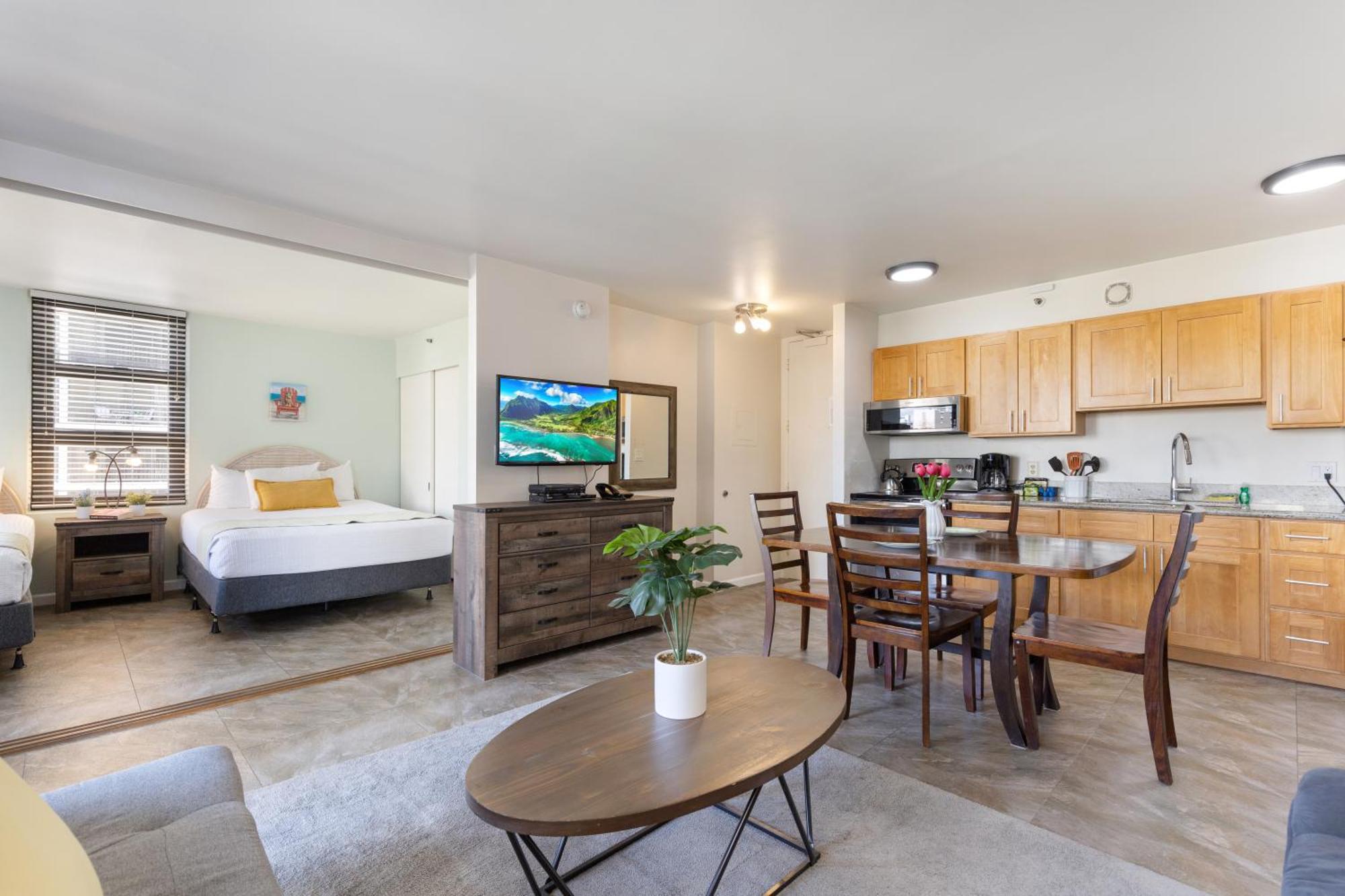 Light & Airy 8Th Floor Ocean View Condo With Lanai Condo Honolulu Kültér fotó
