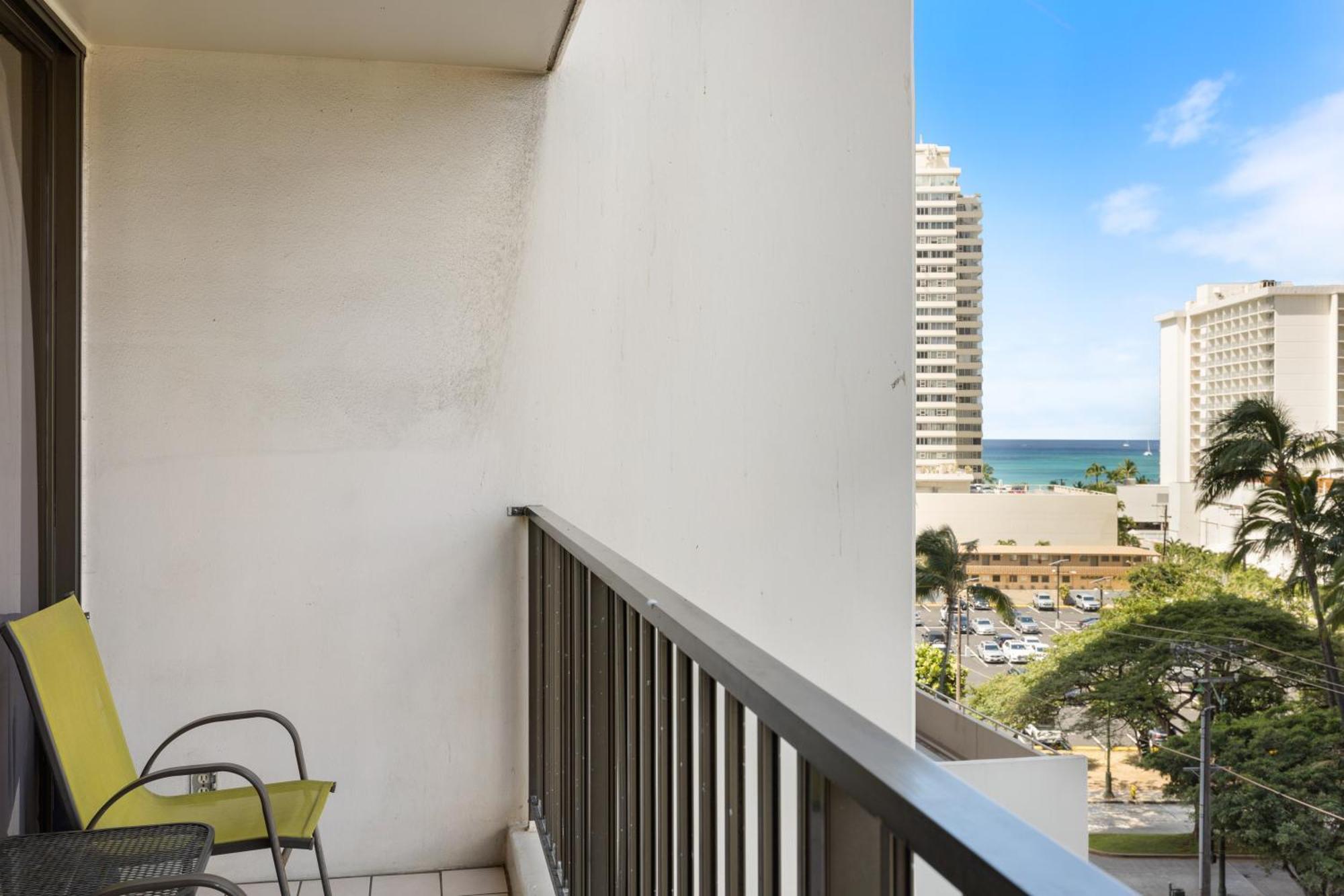 Light & Airy 8Th Floor Ocean View Condo With Lanai Condo Honolulu Kültér fotó